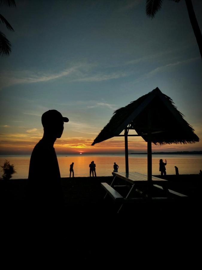 Sunari Beach Resort Selayar Matalalang 外观 照片
