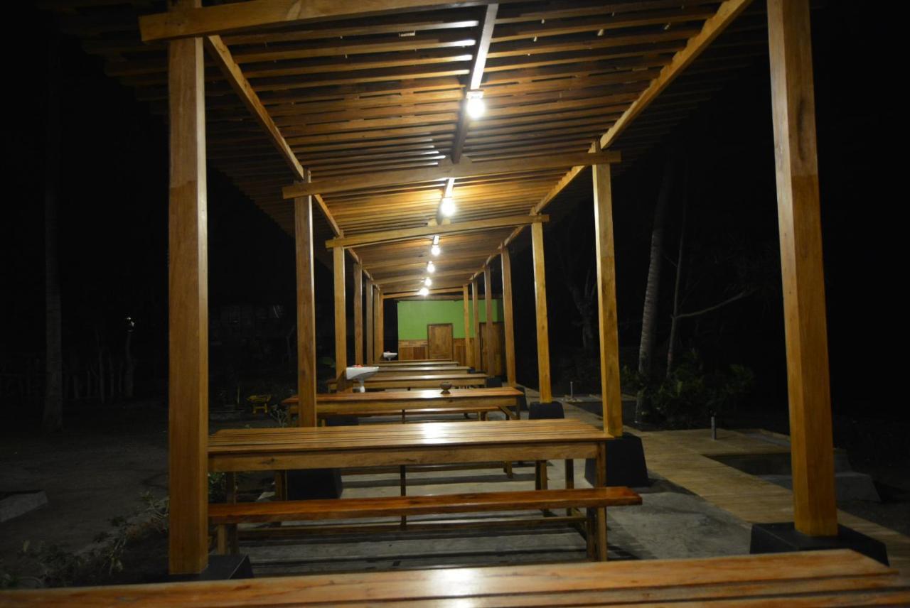 Sunari Beach Resort Selayar Matalalang 外观 照片