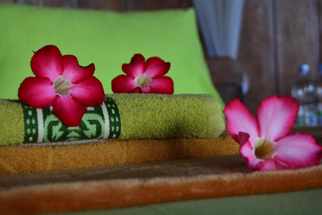 Sunari Beach Resort Selayar Matalalang 外观 照片