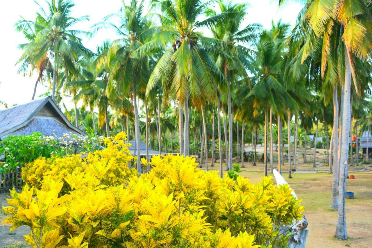 Sunari Beach Resort Selayar Matalalang 外观 照片
