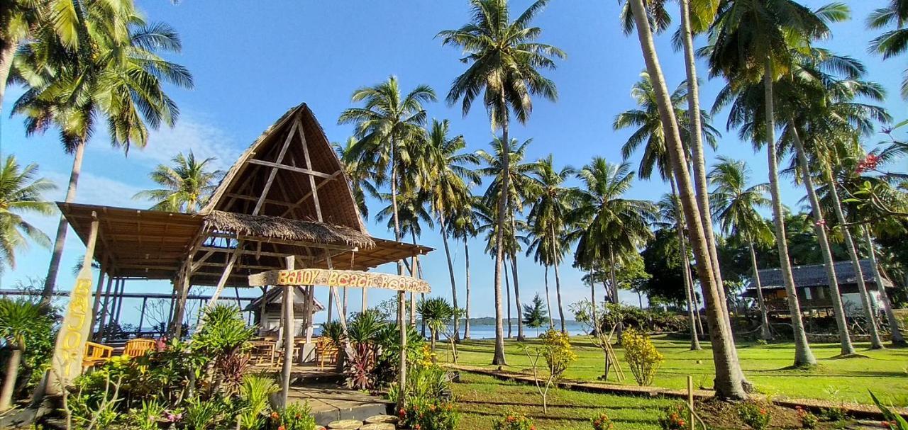 Sunari Beach Resort Selayar Matalalang 外观 照片