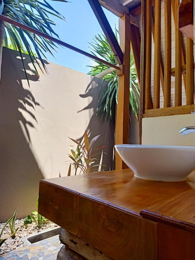 Sunari Beach Resort Selayar Matalalang 外观 照片